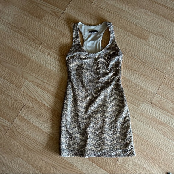 B. Darlin Gold Sequin Formal Mini Dress Size 1/2 - Picture 1 of 8